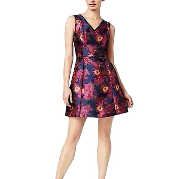 Julia Jordan A-line Sleeveless Dress - Picture 3 of 8